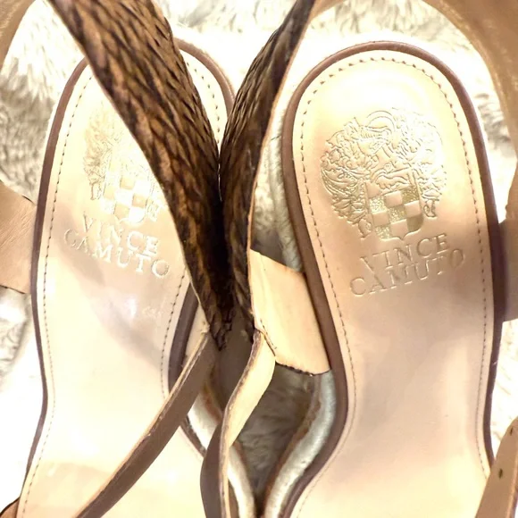 VINCE CAMUTO Esparadrille Wedge Sandal - Picture 4 of 7